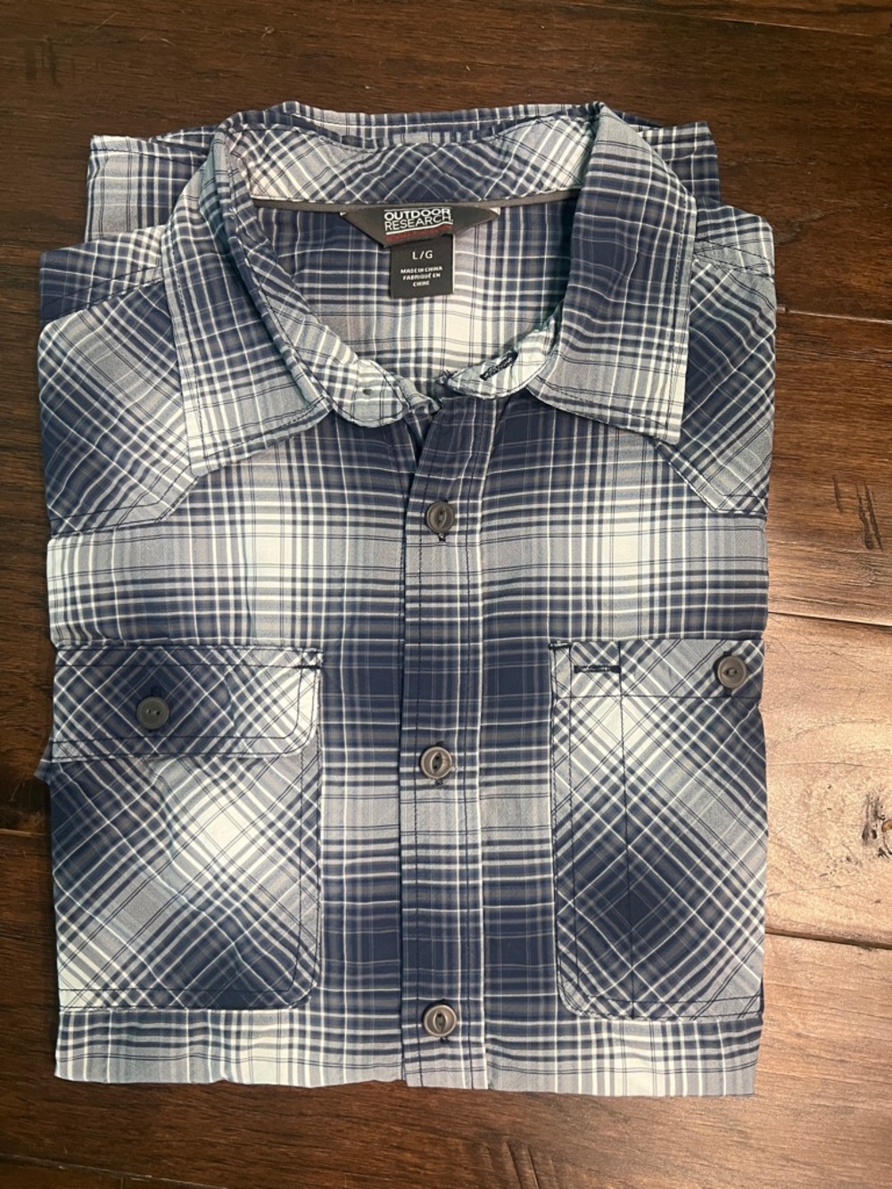 Outdoor Research Men's Navy& White Plaid Performance Button-Down Shirt Large EUC